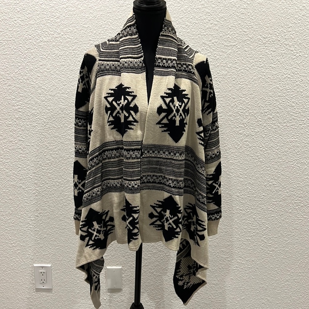 Black/cream geo boho shawl cardigan